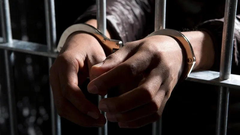 Two arrested over 175 suspected narcotic slabs, GH¢30,000 alleged bribe
