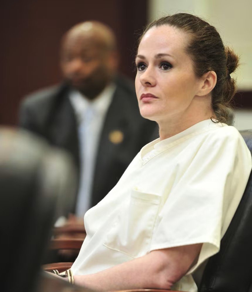 Christa Pike is on a ventilator and unconscious after surviving lethal injection. What happened?